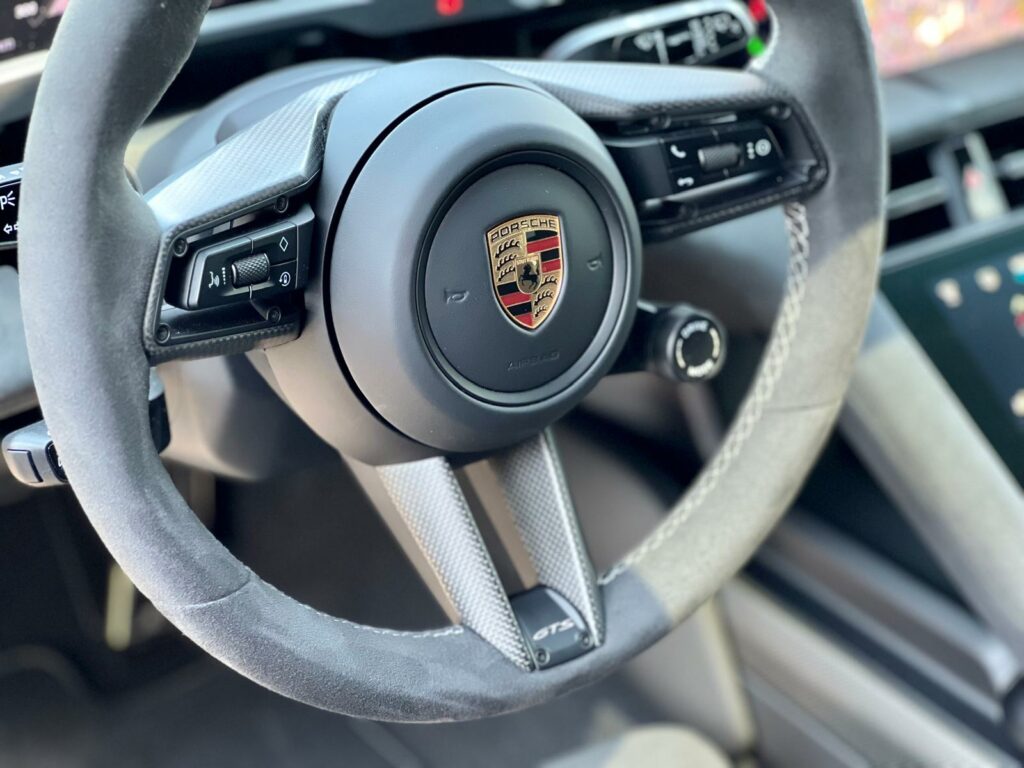 Porsche Taycan ST GTS Crayon *360*Pano*Roues directionnelles*Full