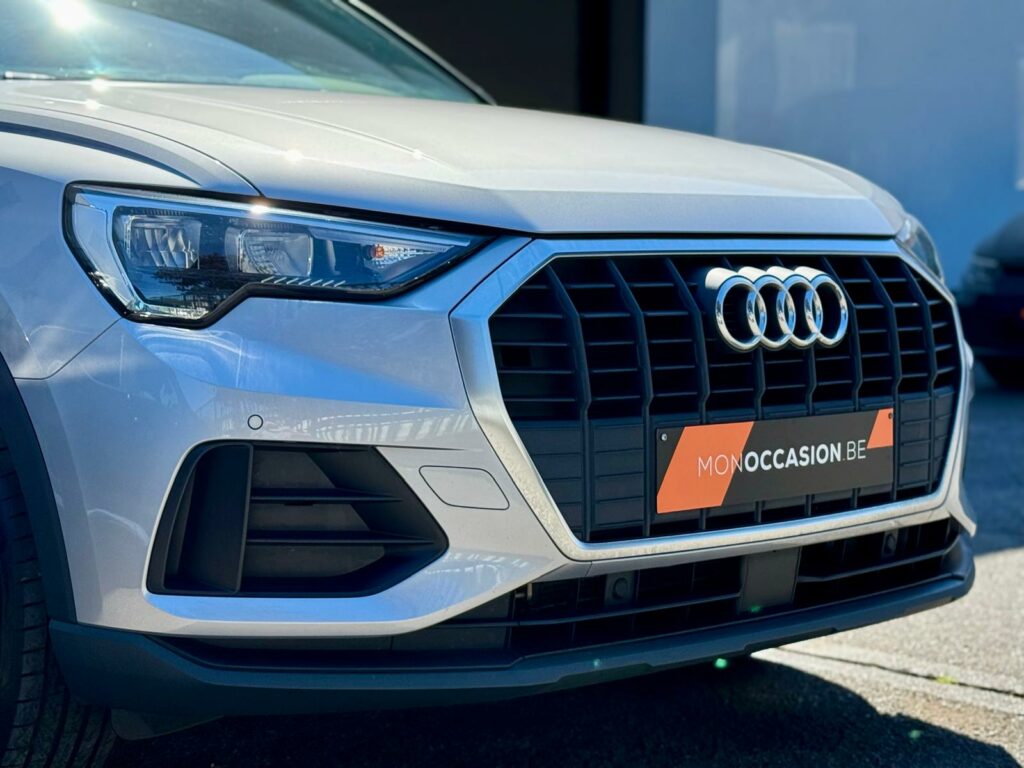 𝗦𝗜𝗧𝗘 𝗔𝗪𝗔𝗡𝗦 Audi Q3 35 TFSI AUTO CARPLAY PHARES LED GPS CAPTEURS