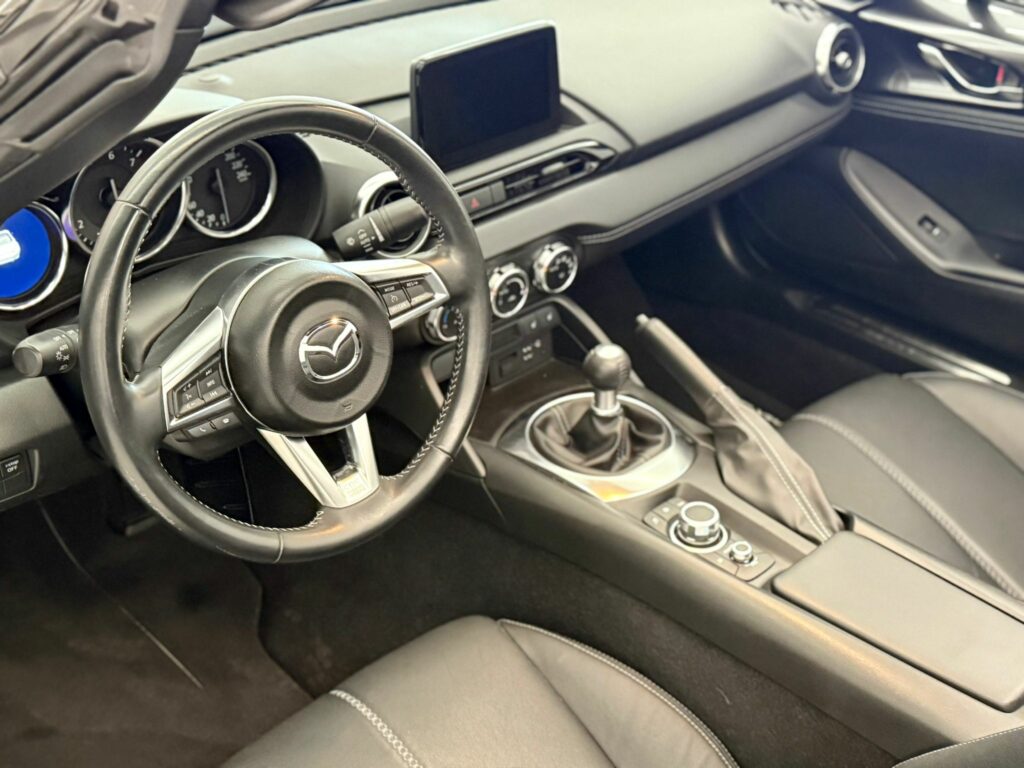 𝗦𝗜𝗧𝗘 𝗔𝗪𝗔𝗡𝗦 1.5i Skyactiv Kit Sport Gps Carplay Caméra