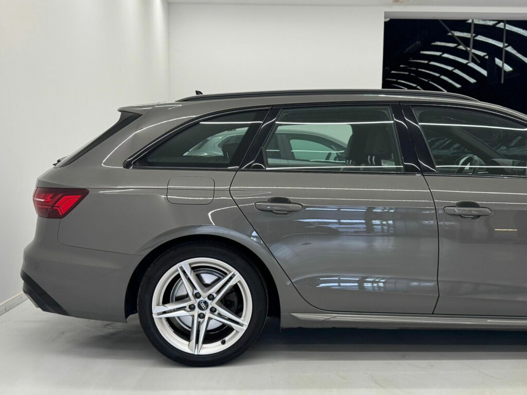 𝗦𝗜𝗧𝗘 𝗔𝗪𝗔𝗡𝗦 Audi A4 Avant TFSI Business S-Line S-tronic Carplay Camera